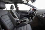 Volkswagen Golf GTI 5-Door 2017 года (NA)